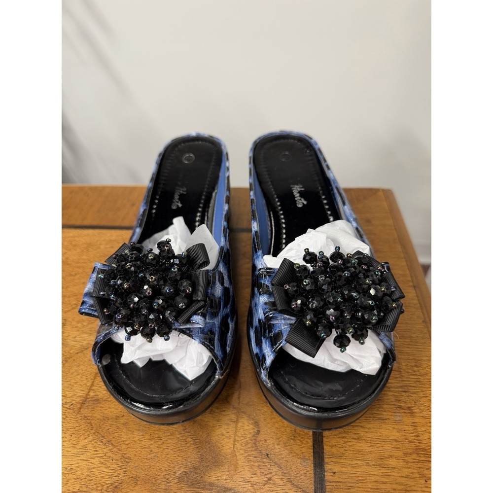 Helens Heart Women's 8 Black Blue Leopard Sandals Shoe Wedge Leather Beaded